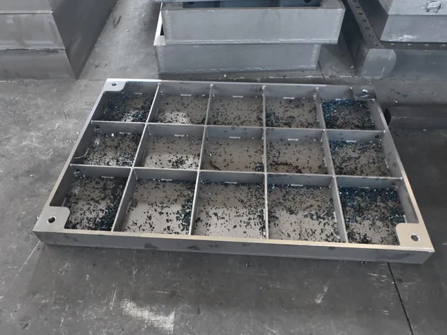 Modular Cast Iron Welding Fixture with Clamps 2D 3D Steel Welded Table