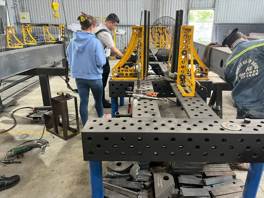 Nitride Cast Iron 2D 3D Welding Table Steel Welding Table Welding Fixture
